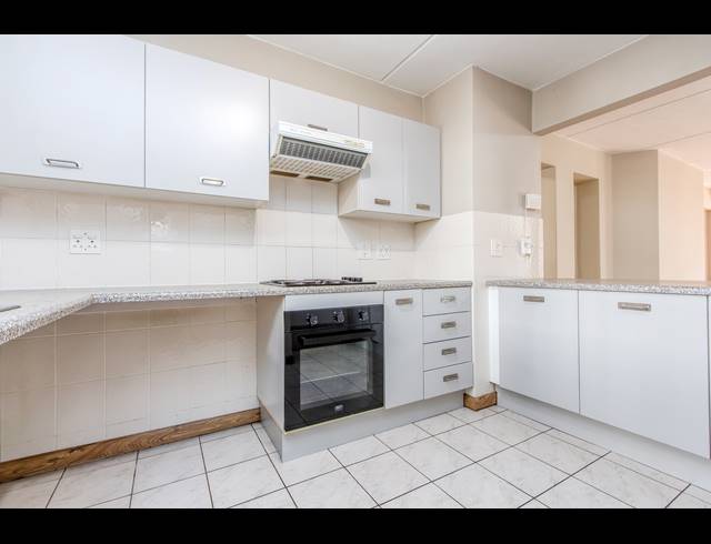2 BEDROOM APARTMENT TO LET IN HYDE PARK